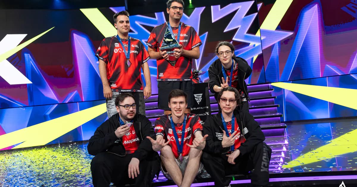 Team Yandex Players Debate the Easiest Role in Dota 2