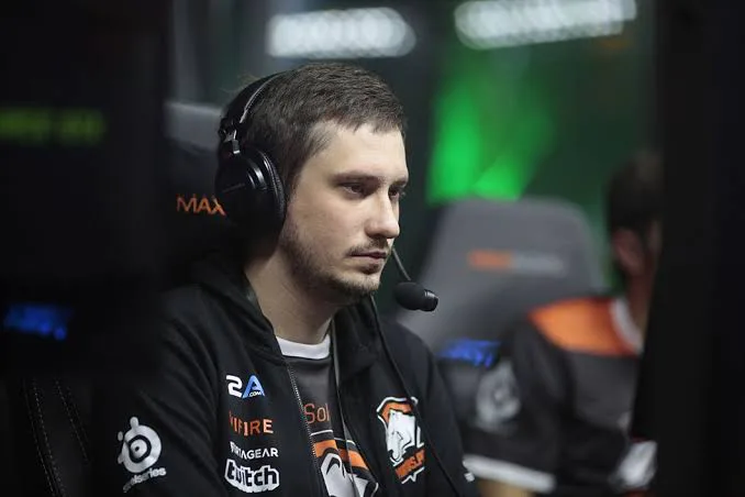 Alexey "Solo" Berezin in Virtus Pro Alexey "Solo" Berezin in Virtus Pro